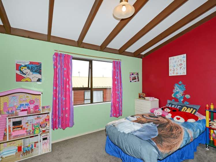 13 King Charles Drive Kingsley Heights_15