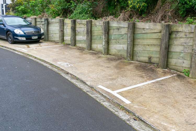 4/65 Tiketike Way Brooklyn_11