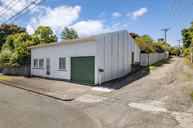 1/24a Cowling Road Hurdon_3