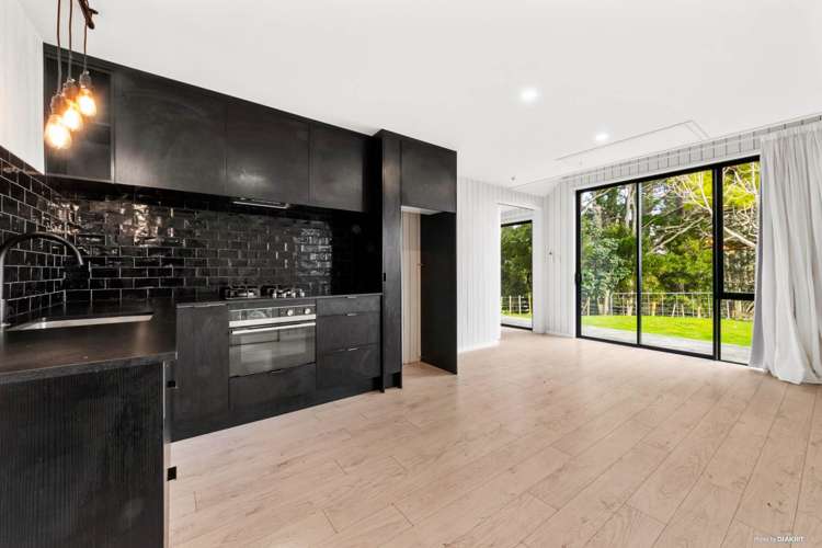 212 Ara-Kotinga Whitford_28