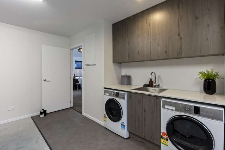 31 Magnum Drive Cromwell_31