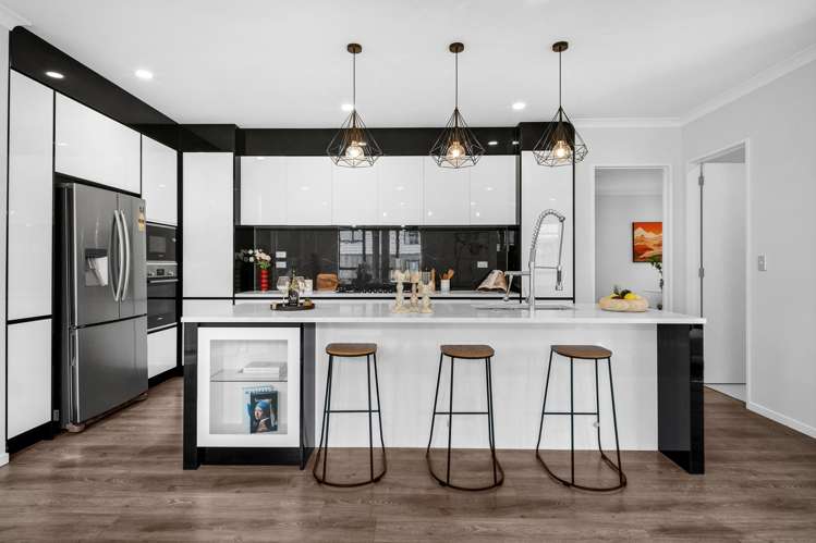 81 Tir Conaill Avenue Flat Bush_3