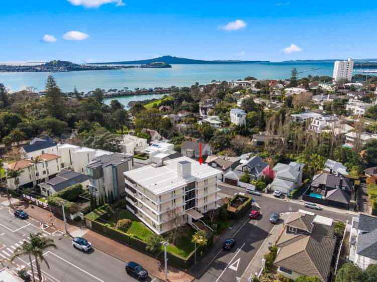 2/57 Gladstone Road Parnell_15