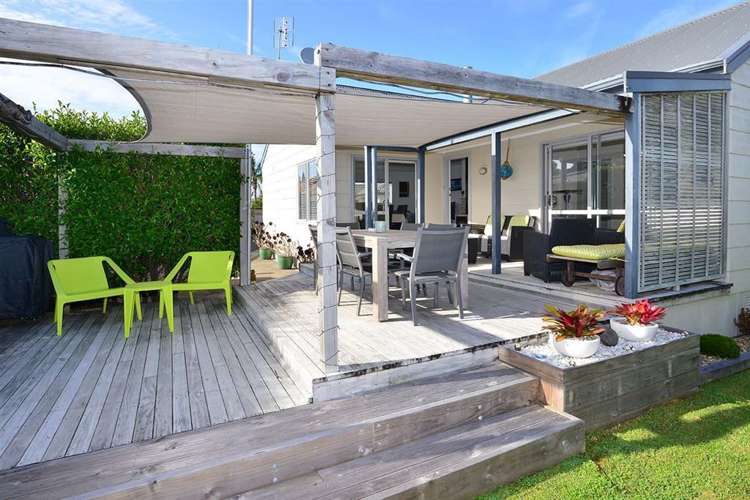 48 Doment Crescent Orewa_17