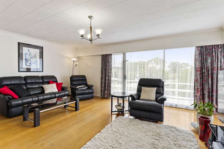 16 La Trobe Street Pakuranga Heights_16