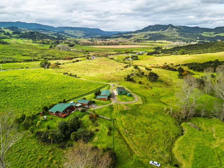 7849 State Highway 12 Omapere_21