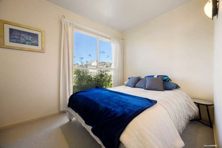 39 Arkles Strand Arkles Bay_7