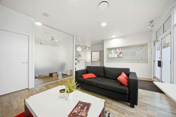 299 Great South Road Takanini_13