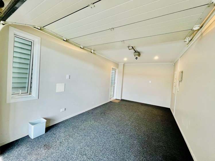 3 Manawatere Way Flat Bush_19