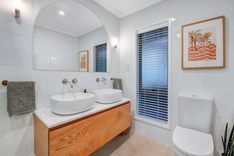 17 Fingal Way Gulf Harbour_24