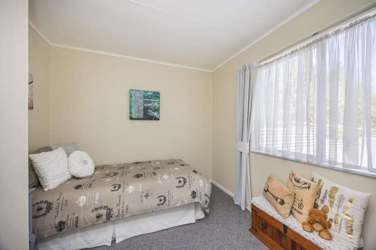 443 Reu Reu Road Halcombe_37