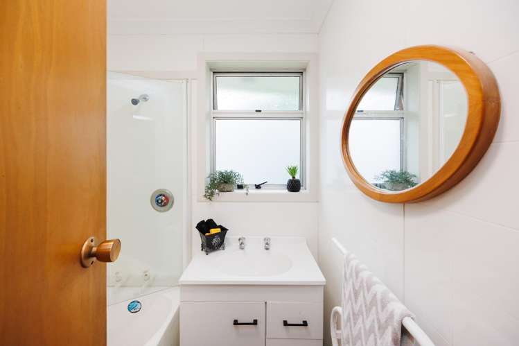 4 Waihi Place Westbrook_21