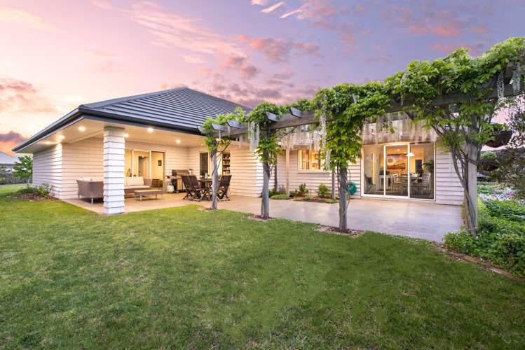 49 Baxter Michael Crescent Cambridge_23