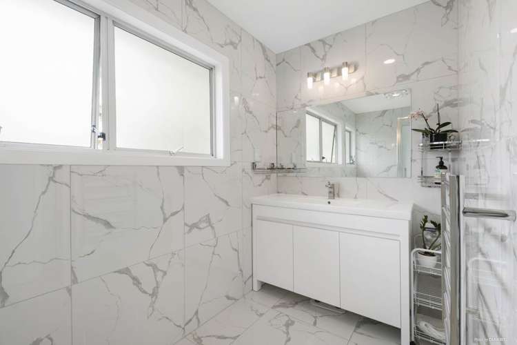 558a Beach Road Rothesay Bay_21