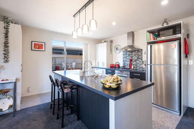 8 Gershwin Grove Stoke_4