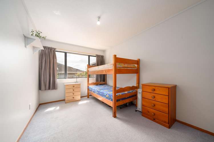 5 Longmont Terrace Churton Park_16