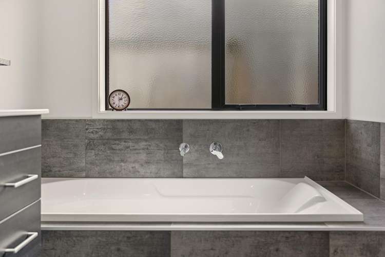 6 Kahawai Close Pyes Pa_21