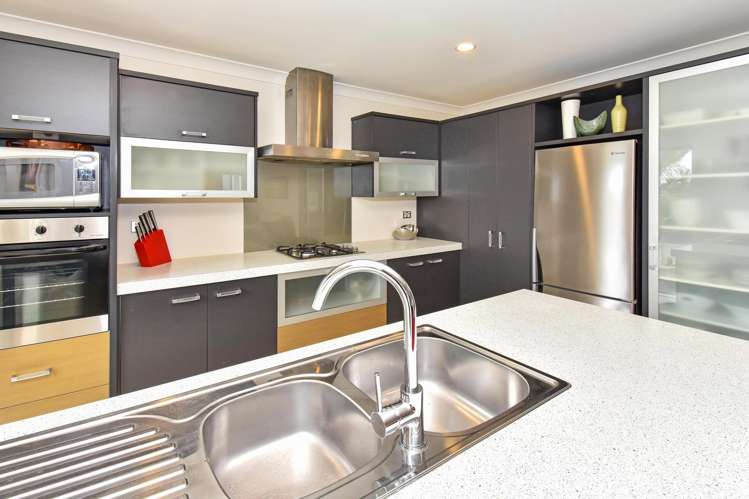 17 Turnberry Drive Wattle Downs_14