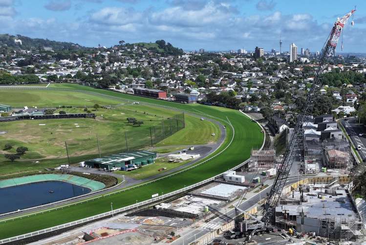 507/79 Ladies Mile Remuera_7