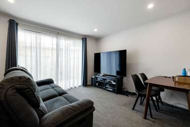 3/2 Masefield Drive_3