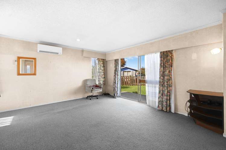 6 Dickens Place Leamington_17