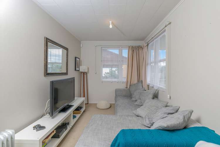 2/108 Titirangi Road New Lynn_14