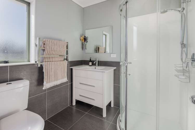 47a Cowley Drive Leamington_13