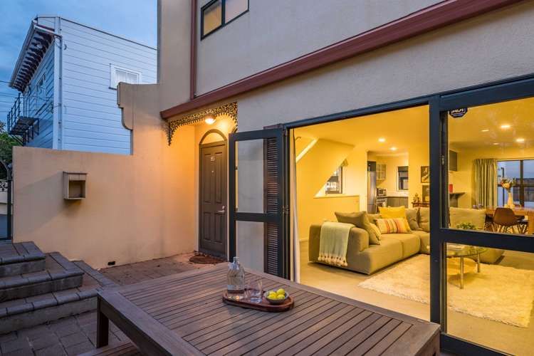 85 Hill Street Thorndon_1