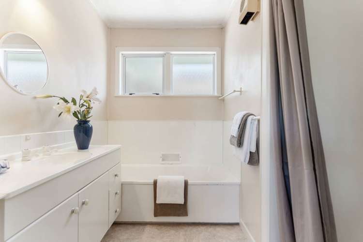 2/15 Kayeleen Place Cockle Bay_12