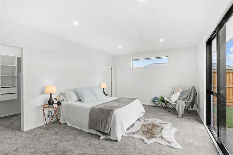 32 Oates Street Lincoln_11