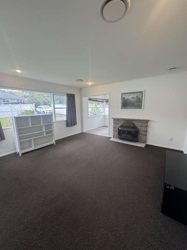 43 Hilling St Titirangi_3