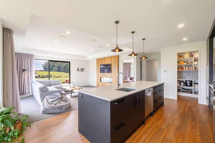 111 Blairlogie Close Otatara_6