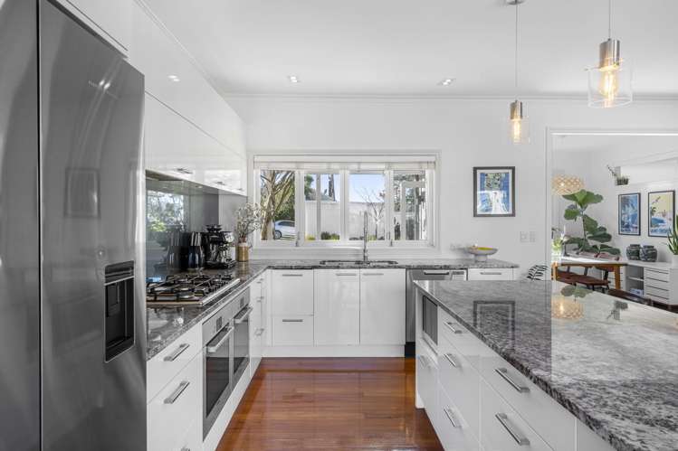 63 Bay Road St Heliers_16
