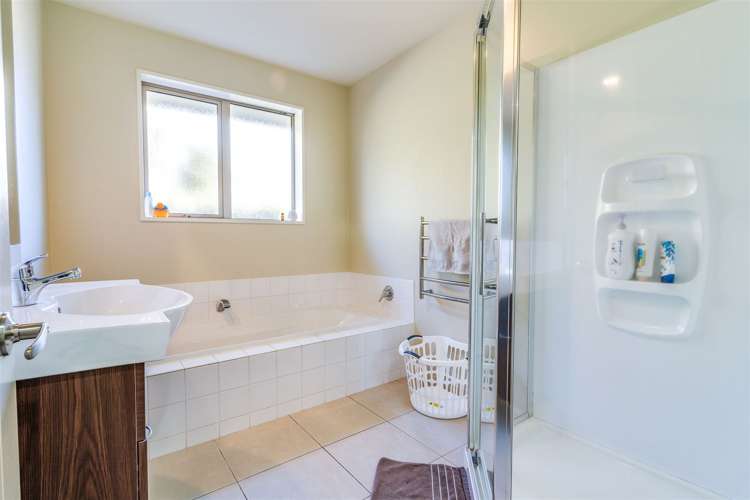 150 Holly Road Saint Albans_10