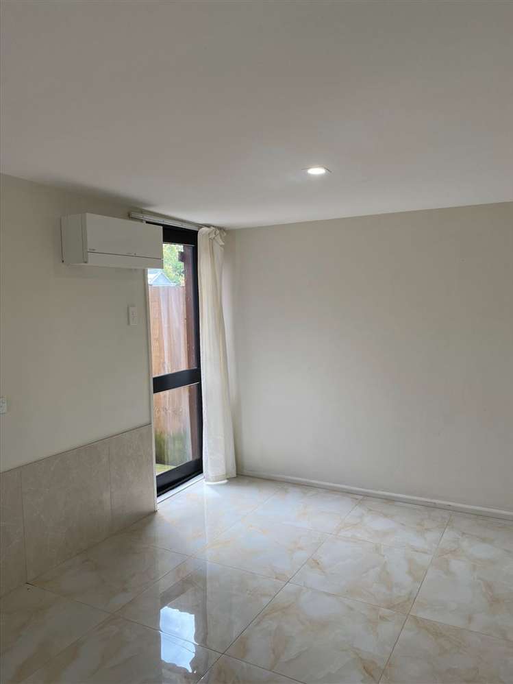 2/4 Betwin Avenue Sockburn_17