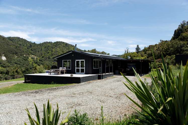 2109 Okau Road Ahititi_31