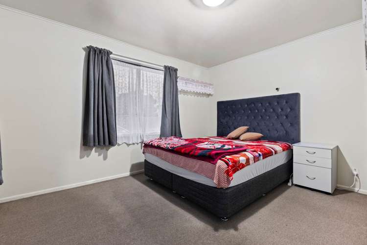 11 Lincoln Road Manurewa East_12
