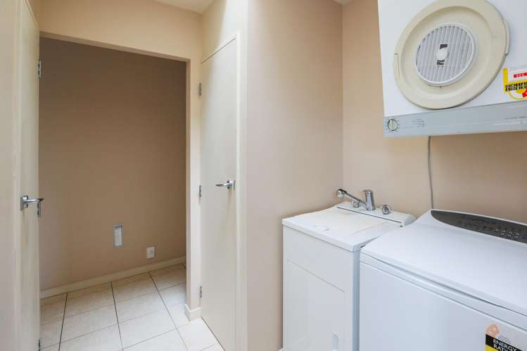 28 Taonui Street Palmerston North Central_17