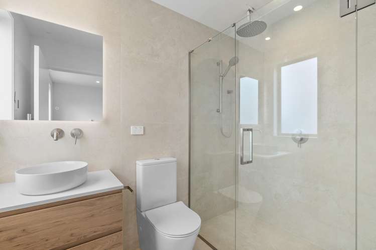 2/11 Tamihana Avenue Fairfield_5