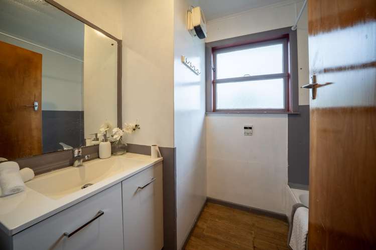 25 Brooker Grove Newlands_15
