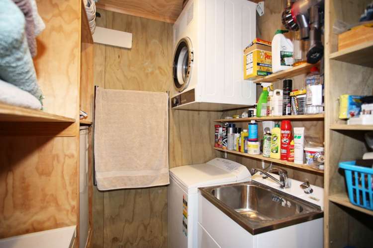 19 Cordyline Road Port Waikato_30