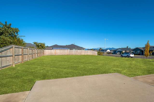 2 Kittyhawk Road Burleigh_3