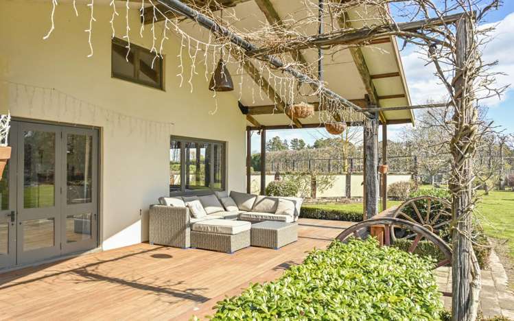 61 Ru Collin Road Bridge Pa_19