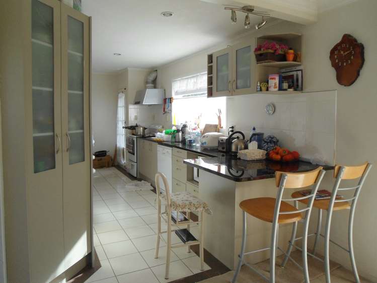 24 Whiteacres Drive Sunnyhills_3