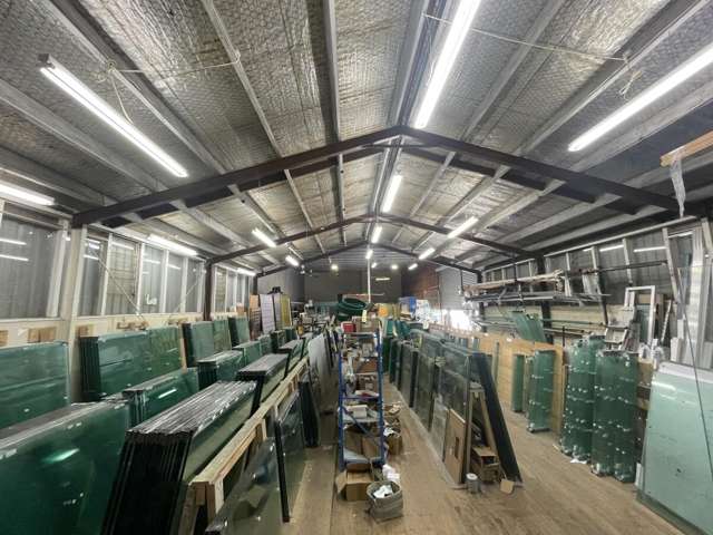 3126 Great North Road New Lynn_2