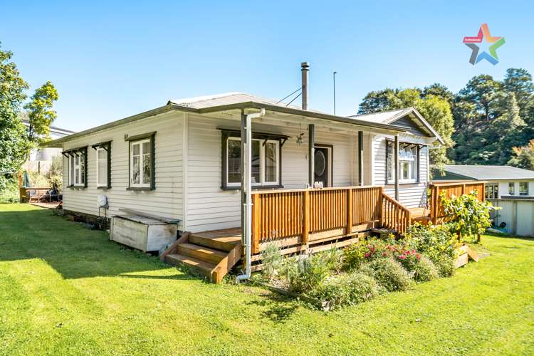 1/32 Hair Street Wainuiomata_21