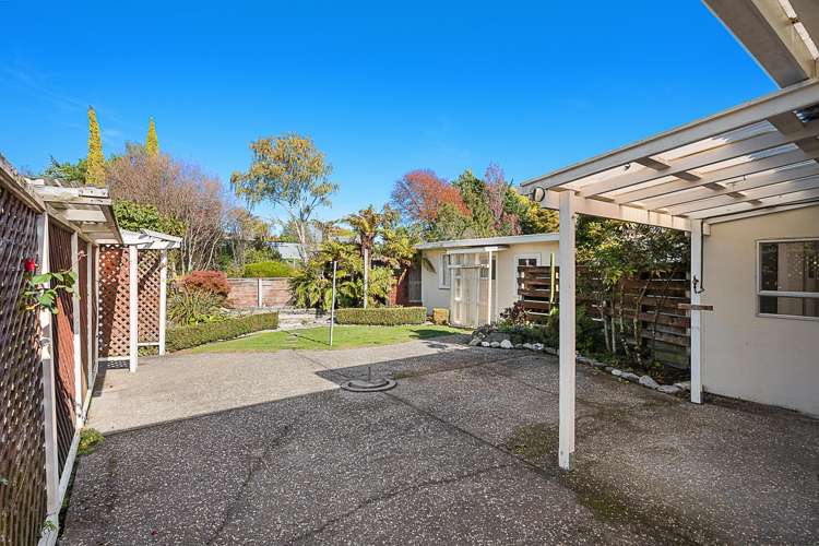 19 Oudenarde Street Renwick_25