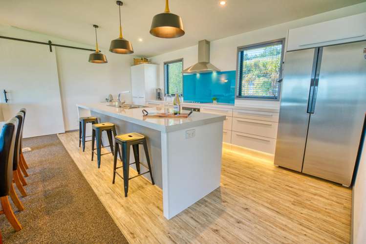 14 Tasman View Road Paroa_7