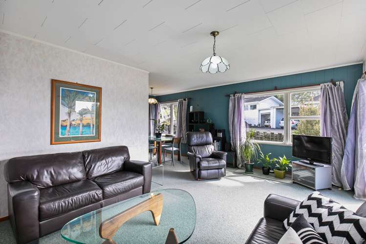 11 Titchener Street New Lynn_11
