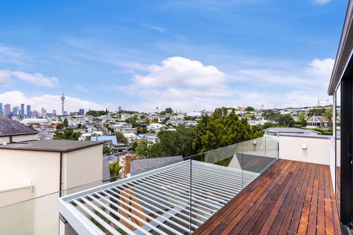 9/47 Shelly Beach Road_4